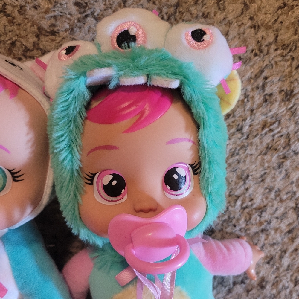 Crying Babydolls - Picture 2 of 3